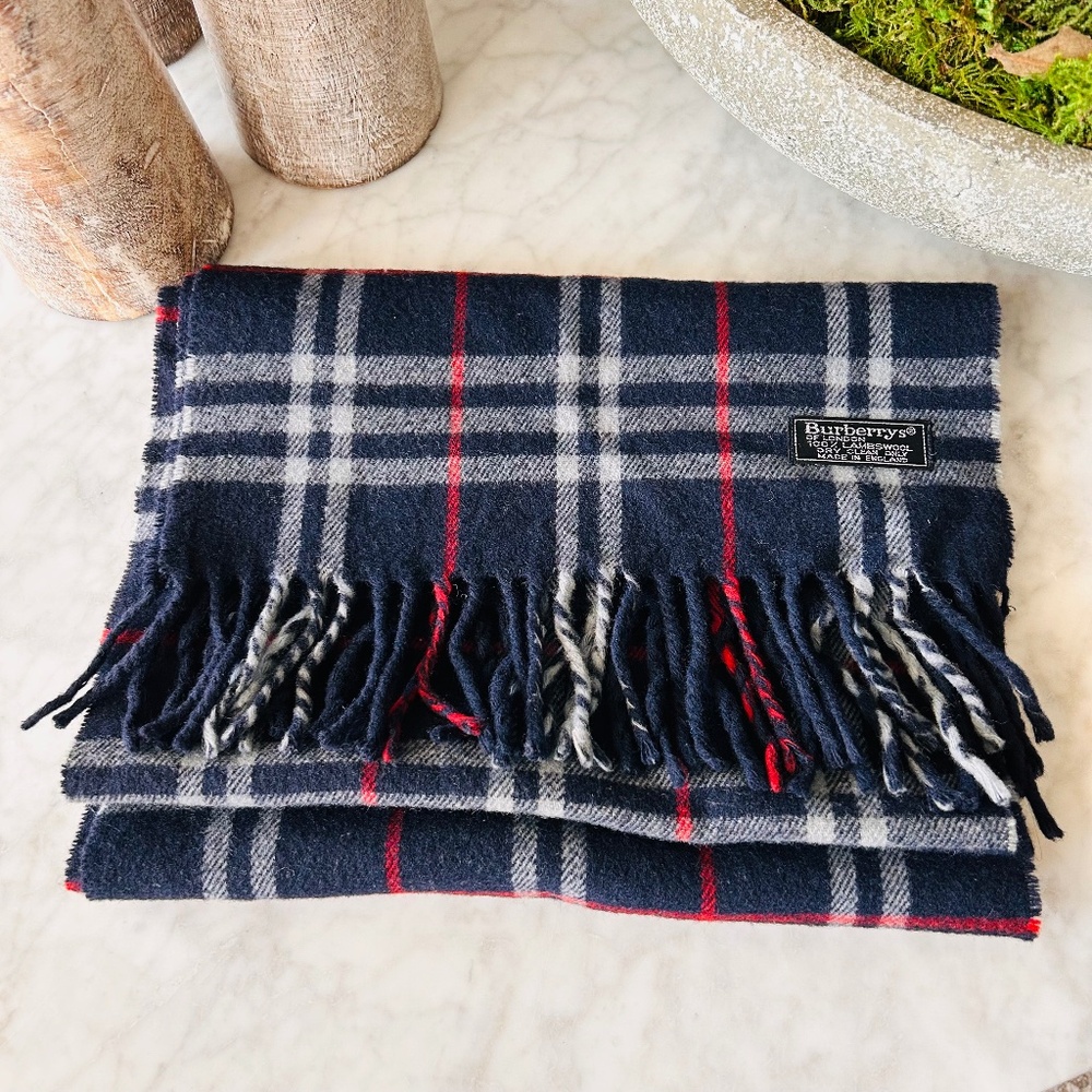 ✨ Burberry’s Vintage Check Scarf – Dark Blue Lambswool – Made in England ✨
